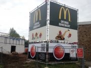 <p>In- &amp; outdoor sign</p>
<p>Layher structuur&nbsp;McDonald's werf</p>